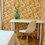 Centrica Apartment *
